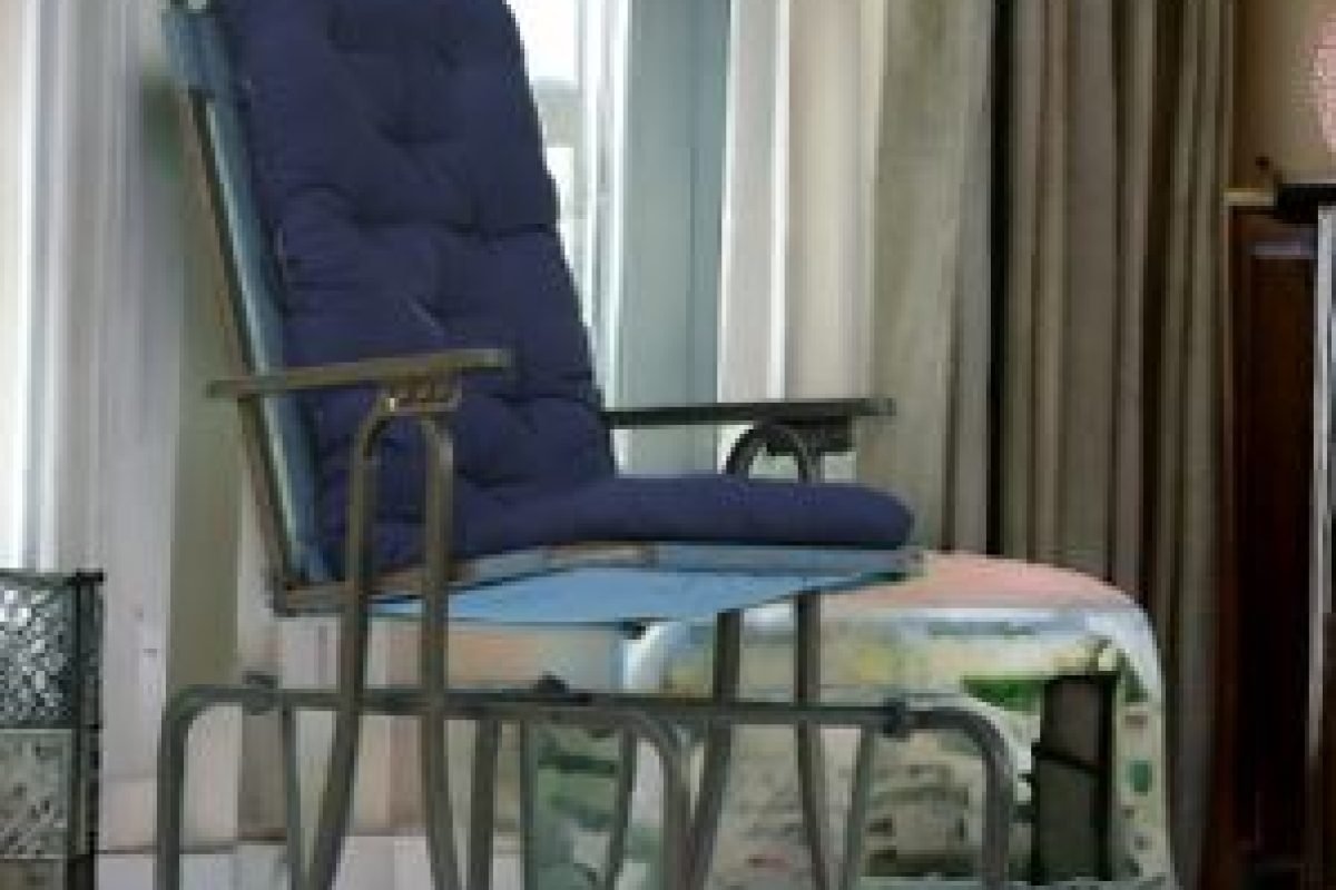 indoor relaxation swing chair with high-quality materials